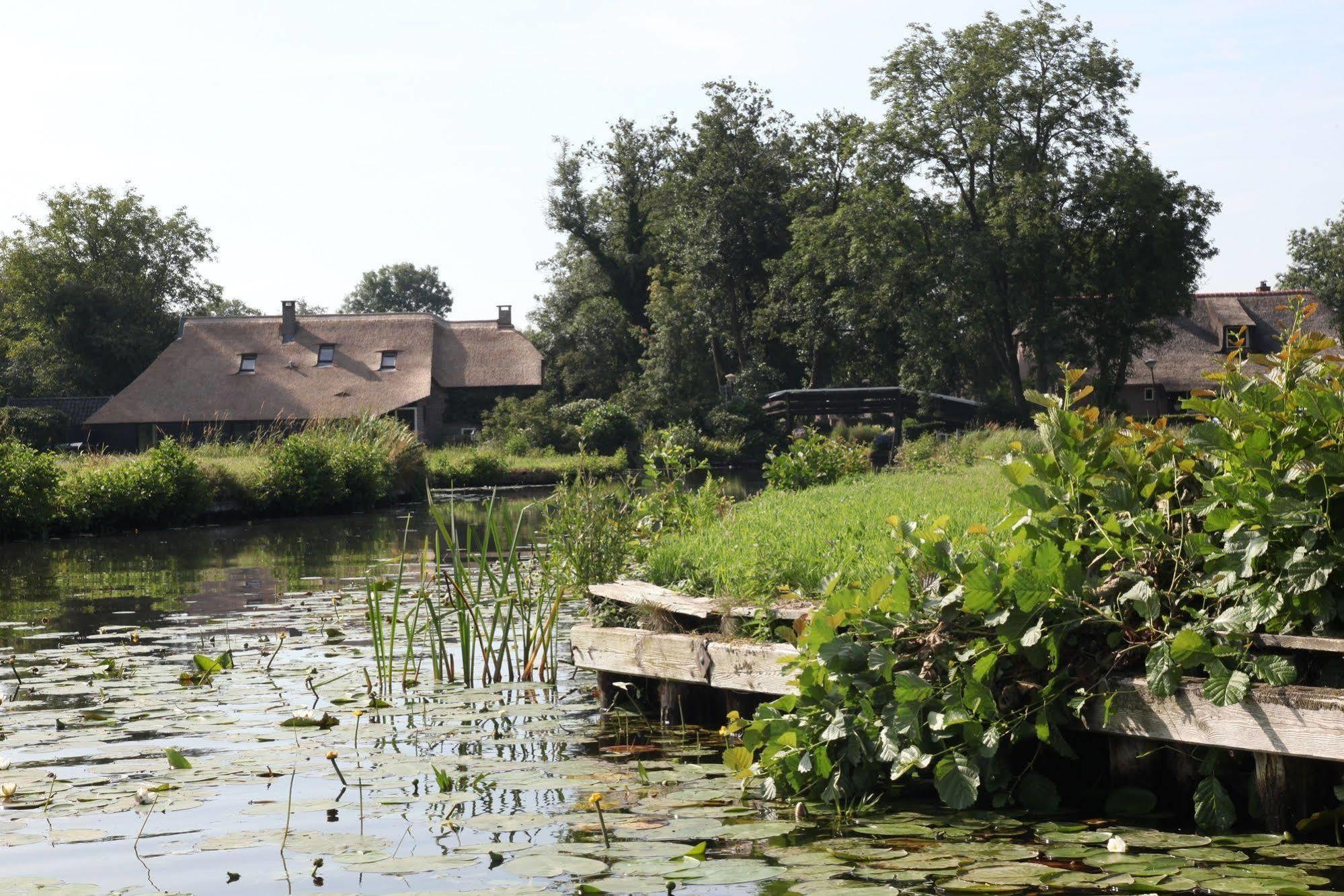 De Harmonie 4* Giethoorn