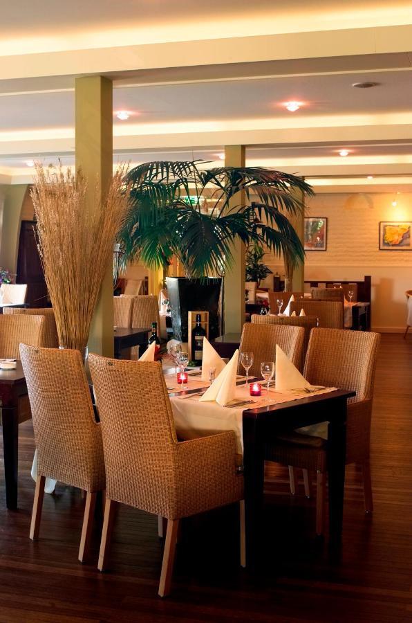 Hotel Hotel De Harmonie 4*